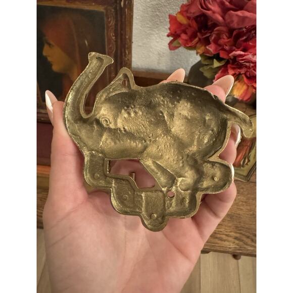 Brass Elephant Key Rack Hooks, Decorative Vintage Wall Mount Key Holder Small - Picture 5 of 14